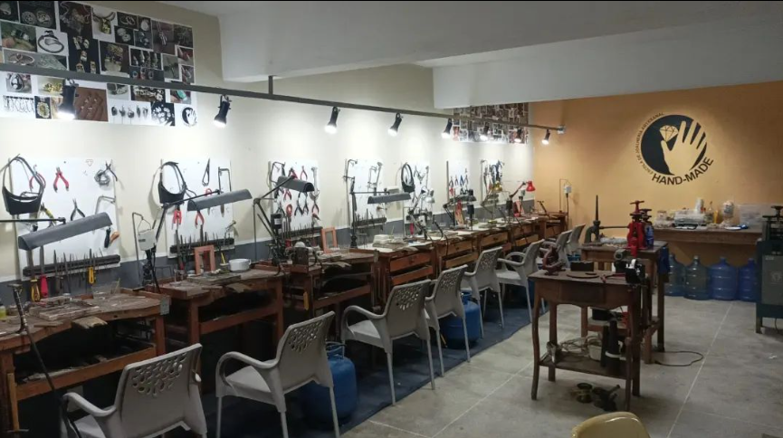 Hand Made - Escola de Joalheria Artesanal em Salvador